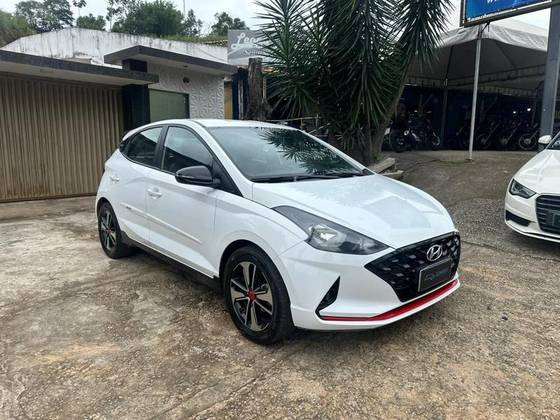 HYUNDAI HB20 1.0 12V FLEX EVOLUTION MANUAL HYUNDAI HB20 1.0 12V FLEX EVOLUTION MANUAL